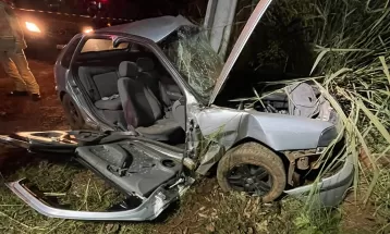 Motorista morre após bater contra poste em área rural de Peabiru