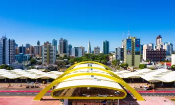 Feira de empregos tem mais de 2 mil vagas disponíveis em Maringá; veja como concorrer