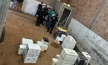 Mais de 800 caixas de vinho contrabandeado são apreendidas em Pato Branco; 8 são presos