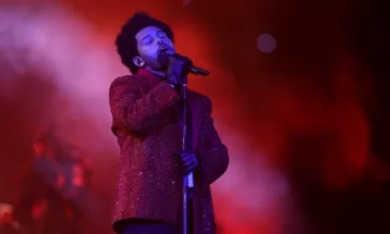 Por que cantor The Weeknd 'trocou' de nome 