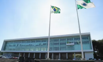 Após decisão no STF, Governo do Paraná voltará a pagar aposentadoria vitalícia a cinco ex-governadores; gasto anual será superior a R$ 2 mi