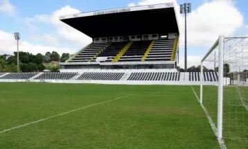 Estádio Germano Krüger recebe ônibus da vacina contra Covid e contra a gripe neste sábado (20); veja os públicos