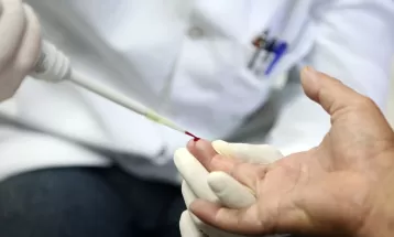 DPE lança programa de exame gratuito de DNA para pais que querem reconhecer filhos no PR; veja como solicitar serviço 