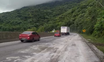 Trecho da BR-277 em Morretes é liberado após 4 dias de interdição parcial no sentido litoral