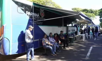 Mutirão de emprego oferece mais de 500 empregos e cursos gratuitos nesta quarta-feira (7), em Umuarama