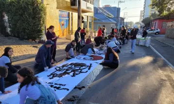 Cerca de 300 fiéis se unem para a confecção dos tapetes de Corpus Christi em Guarapuava; veja fotos 