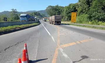 Faixa no km 33 da BR-277 é liberada, diz PRF