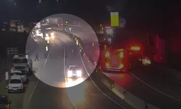 VÍDEO: Motoristas param em acostamento e se arriscam atravessando quatro faixas de BR para saquear carga de carne