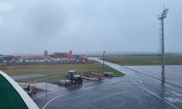 Mau tempo fecha aeroporto de Maringá por tempo indeterminado, diz administração