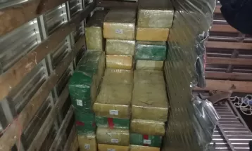 Polícia apreende cerca de duas toneladas de maconha na BR-277, em Campo Largo