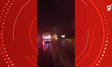 Trecho da BR-277, em Paranaguá, tem uma faixa liberada após interdição por conta de acidente com caminhão