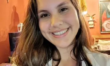Estudante morta em colégio de Cambé é velada nesta terça (20)