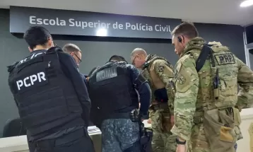PRF e Polícia Civil fazem operação contra quadrilha de roubos de carga em Curitiba e região metropolitana