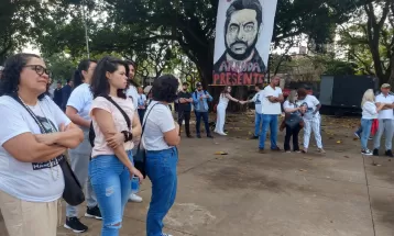 FOTOS: Familiares e amigos realizam ato pela paz um ano após assassinato de tesoureiro do PT por bolsonarista, em Foz do Iguaçu 
