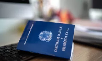 Rede atacadista de supermercado oferece 300 vagas de trabalho em Foz do Iguaçu nesta segunda (17); confira 