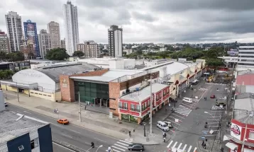 Obras na Av. Sete de Setembro alteram trânsito e itinerários de ônibus em  Curitiba; veja mudanças e bloqueios