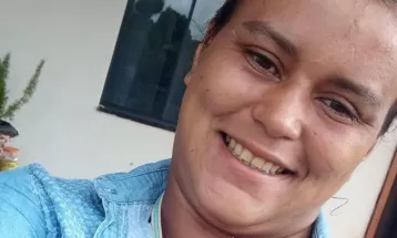 Policial penal envolvido em caso de jovem que morreu após ser agredida e atropelada no PR é indiciado por homicídio doloso com dolo eventual 