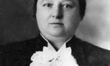PodParaná #140: conheça a história de Maria Falce de Macedo, a primeira médica do Paraná