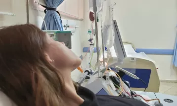 Jovem descobre 100% de compatibilidade e viaja mil km para doar medula óssea: 'Foi algo muito especial que fiz'