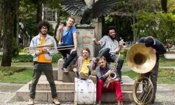 Teatro Paiol recebe o Palco Difusor da Bananeira Brass Band para show de lançamento de novo EP