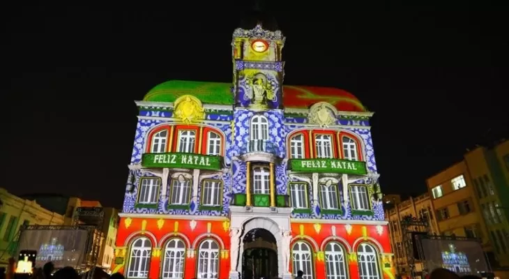 Confira o roteiro a pé para conhecer as belezas do Natal de Curitiba