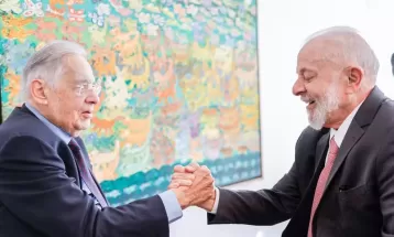 FHC se reúne com Lula e economistas que participaram do Plano Real