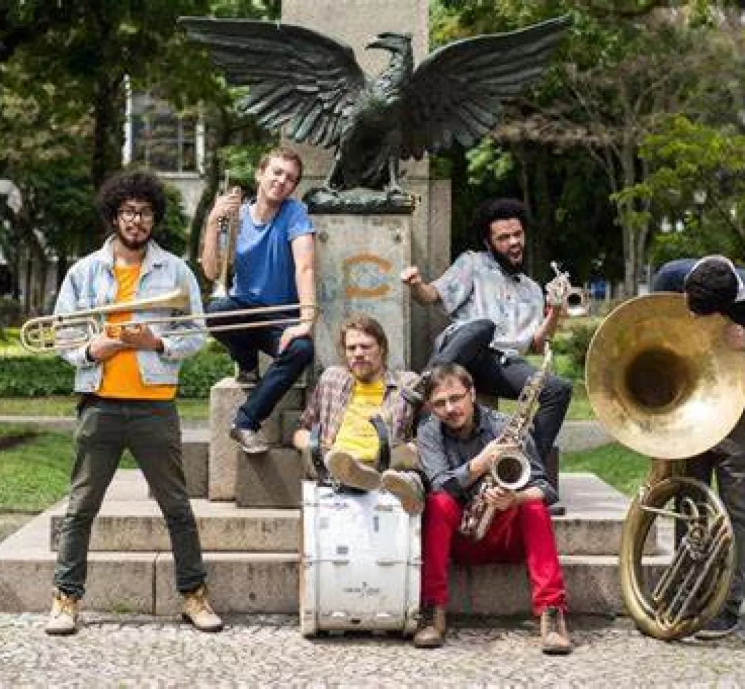 Teatro Paiol recebe o Palco Difusor da Bananeira Brass Band para show de lançamento de novo EP