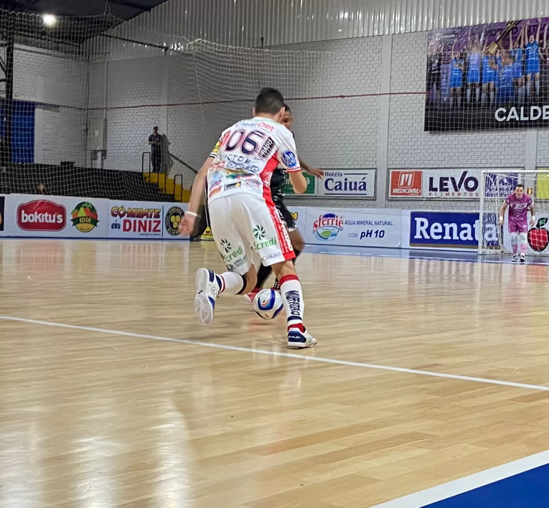 Cascavel Futsal mantém a invencibilidade na Neva
