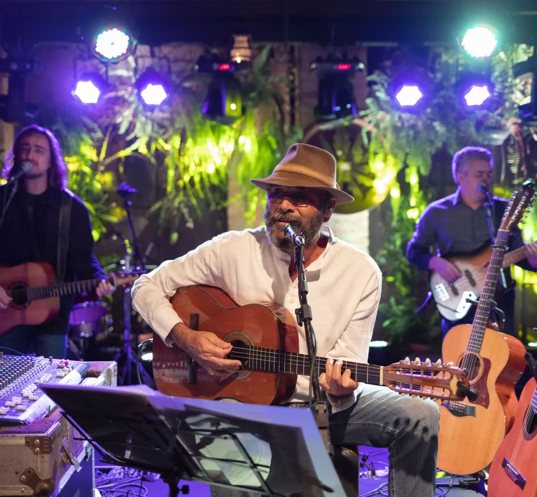 Guairão recebe show de Almir Sater no dia 31 de agosto