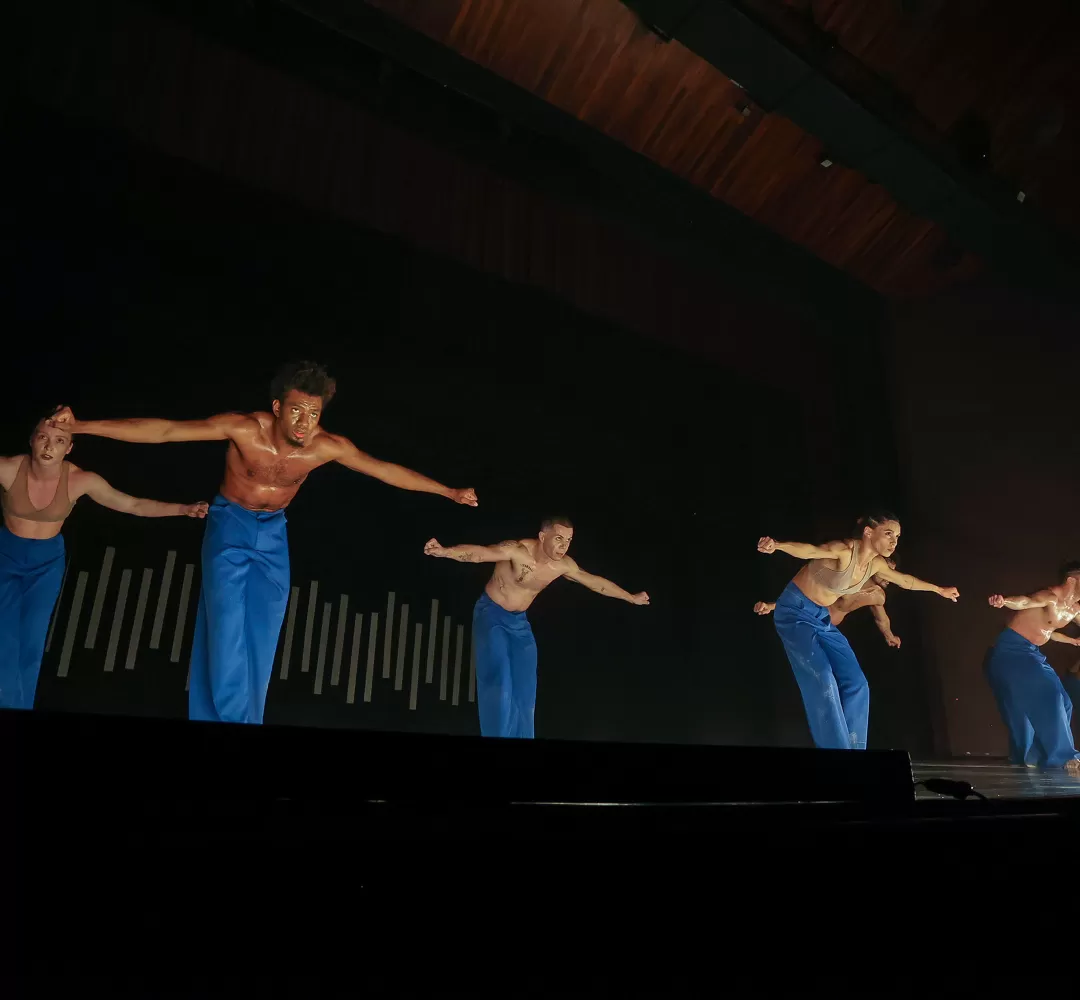 Balé Teatro Guaíra é sucesso de público e crítica na Dinamarca