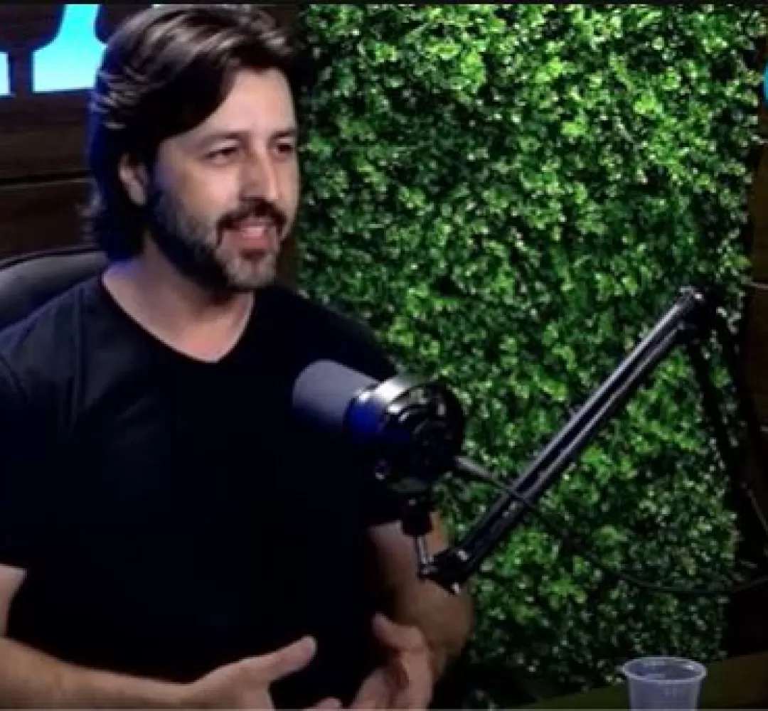O poder transformador do teatro: GCast Mais+ recebe o ator e diretor Lair Júnior