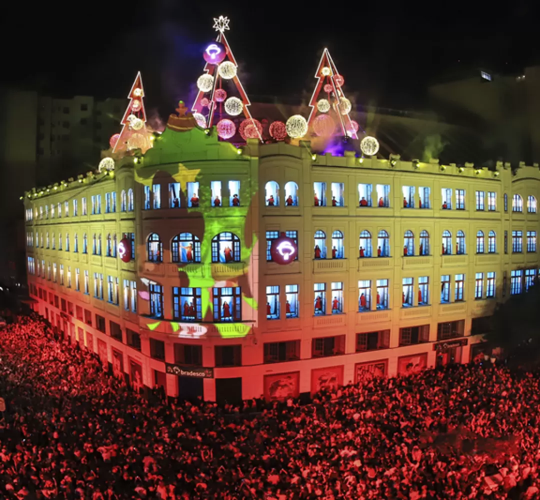 Conheça as principais atrações do Natal de Curitiba - Luz dos Pinhais 2024