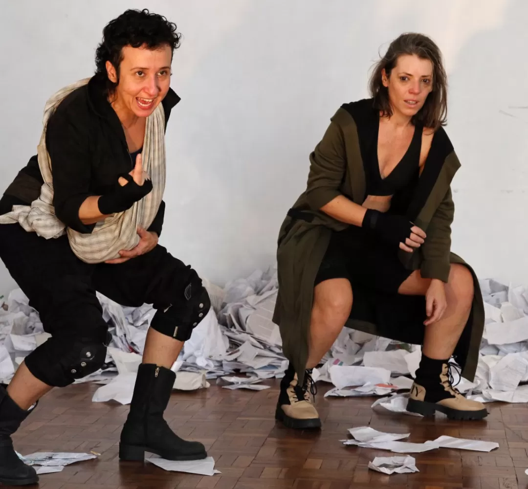 Teatro José Maria Santos recebe a peça "ESPANTO" a partir deste sábado
