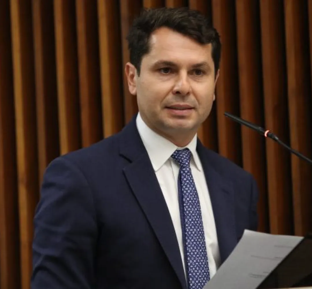 Curi garante que projeto sobre radares não será votado este ano e propõe audiências públicas