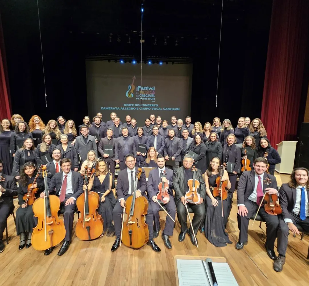Camerata Allegro e Canticum Vocal apresentam concerto em homenagem a Mozart e Puccini nesta terça-feira