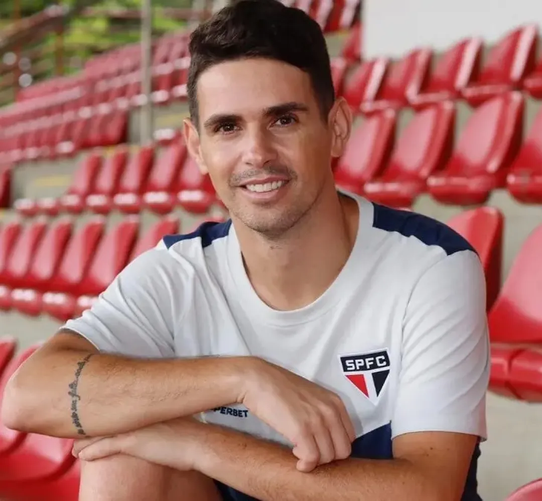 Oscar revela mensagens de Lucas e projeta "grandes títulos" no São Paulo