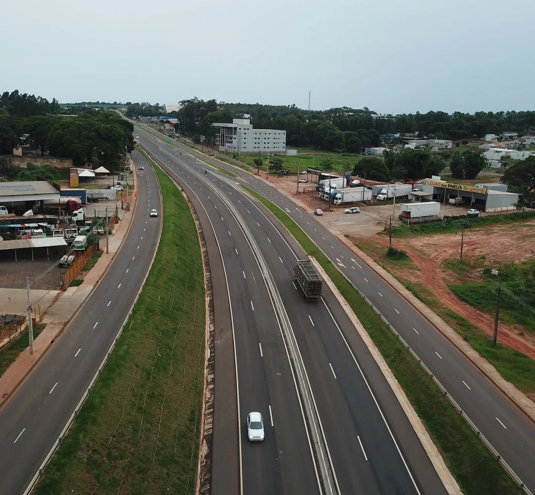 Situação das rodovias no Paraná: tráfego normal, com Interdição parcial em Guarapuava