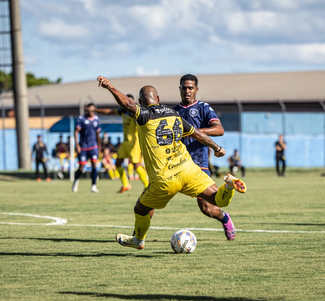 Cascavel enfrenta o Londrina pelo Torneio Paraná de Verão