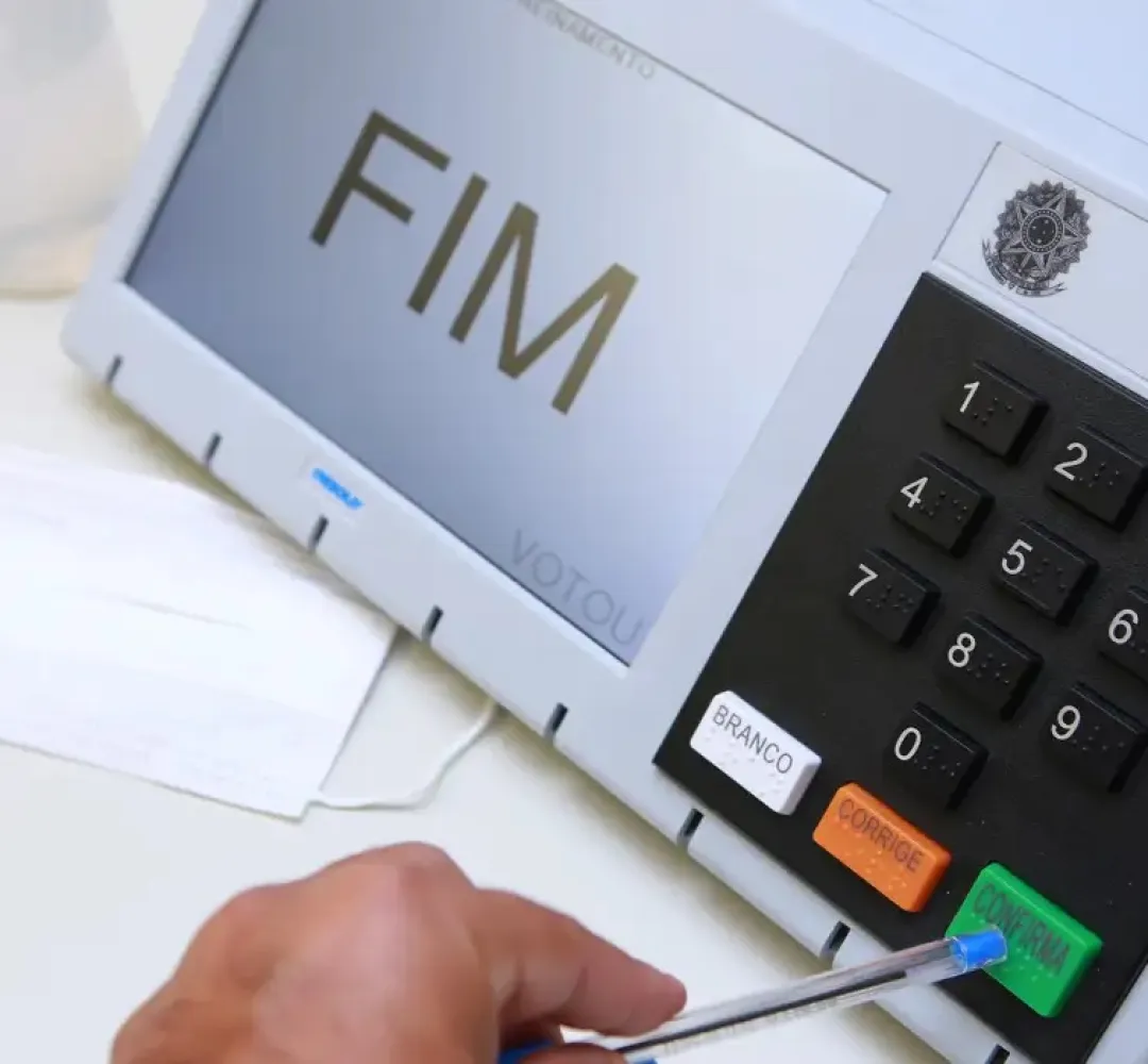 Eleitores que não votaram devem justificar ausência até 7 de janeiro