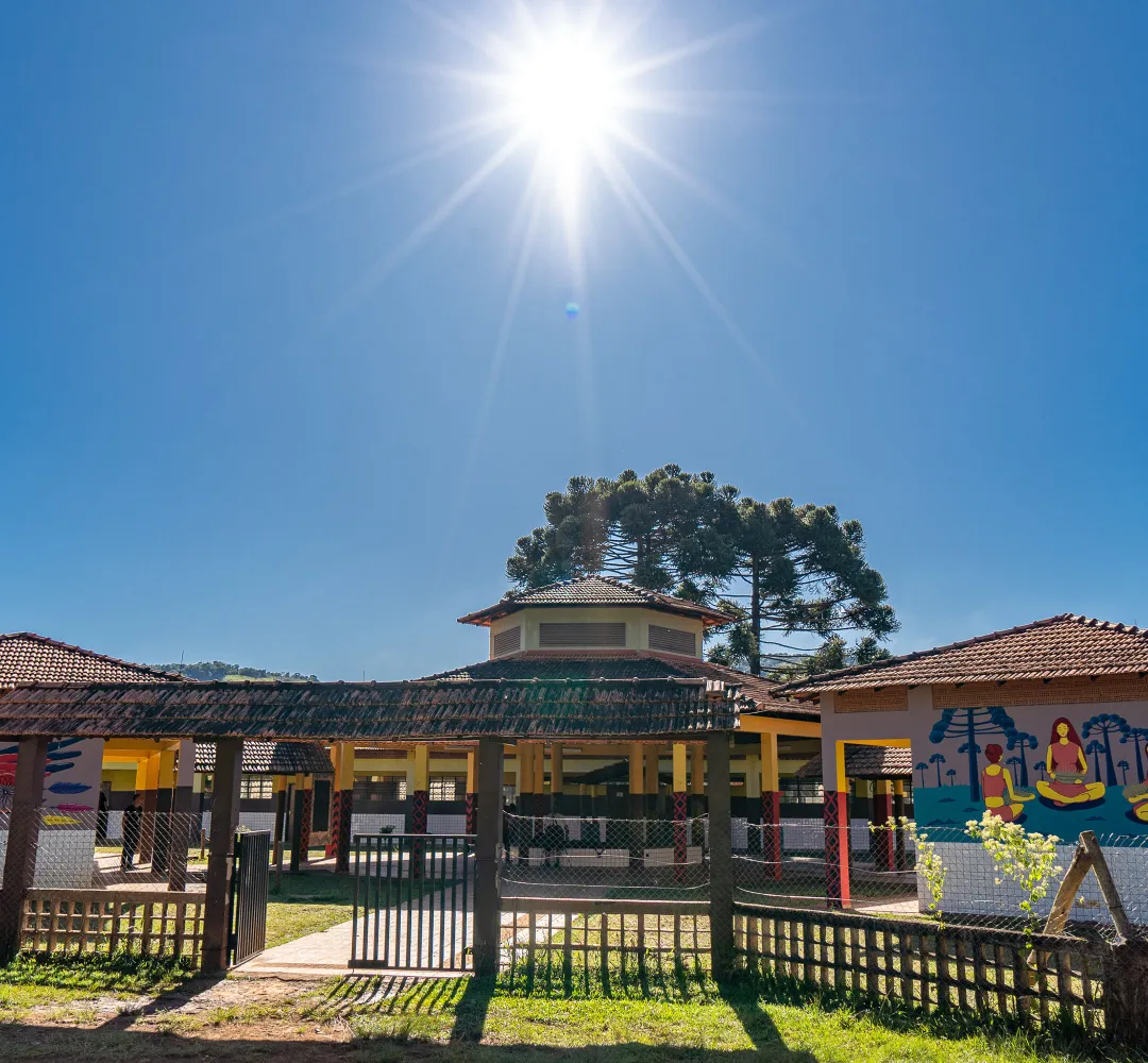 APP Sindicato denuncia o Mais Escolas Paraná e requer cancelamento definitivo do projeto