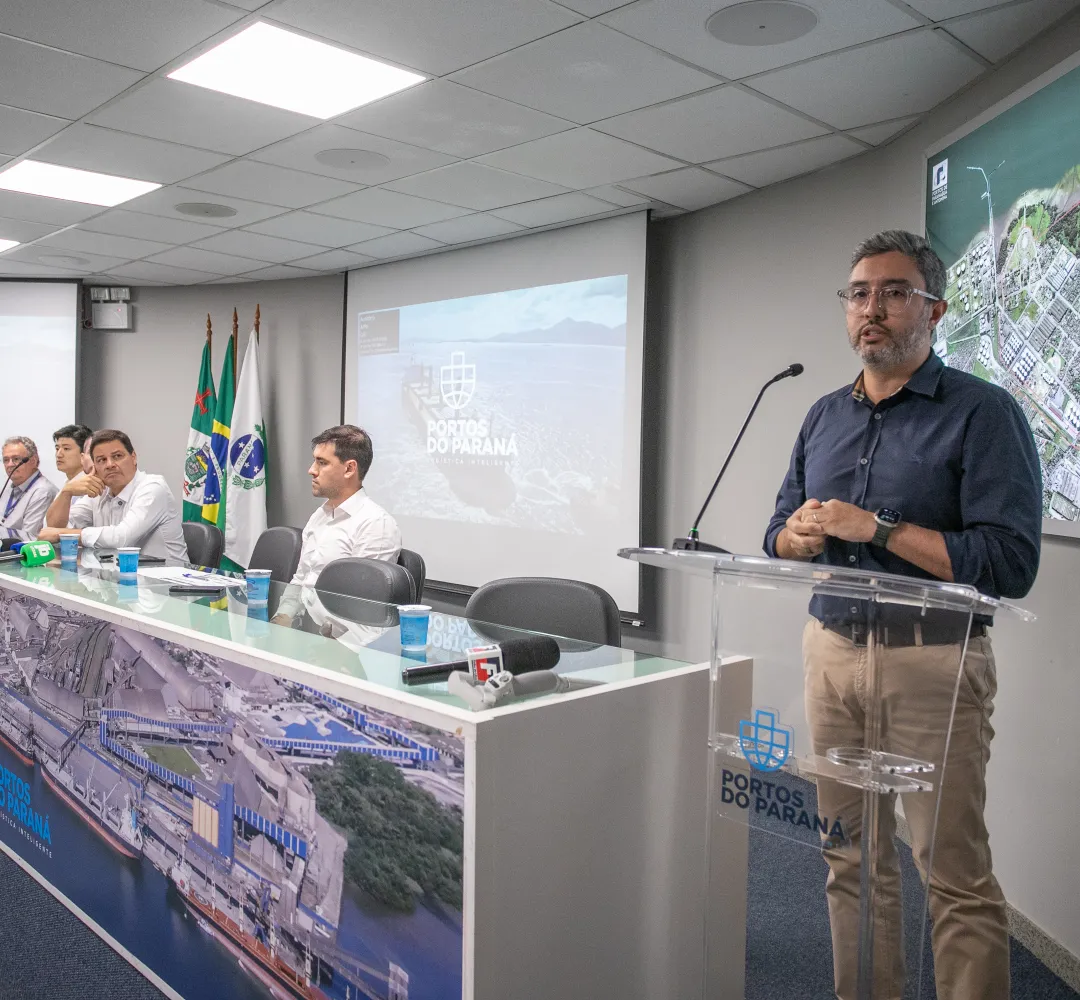Porto de Paranaguá bate novo recorde de movimentação em 2024
