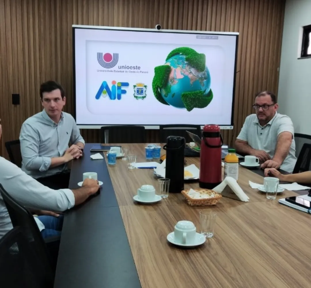 Prefeitura discute parceria estratégica com a Unioeste para alavancar desenvolvimento econômico