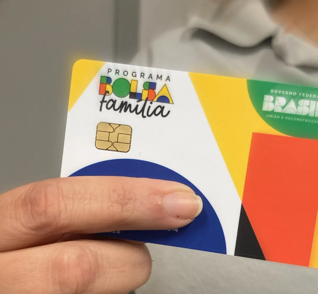Após “boom” com Bolsonaro, Lula faz pente-fino tímido no Bolsa Família