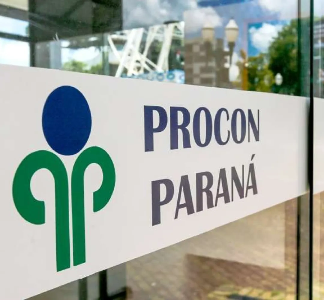 Procon-PR lança cartilha com orientações para compra de veículos usados
