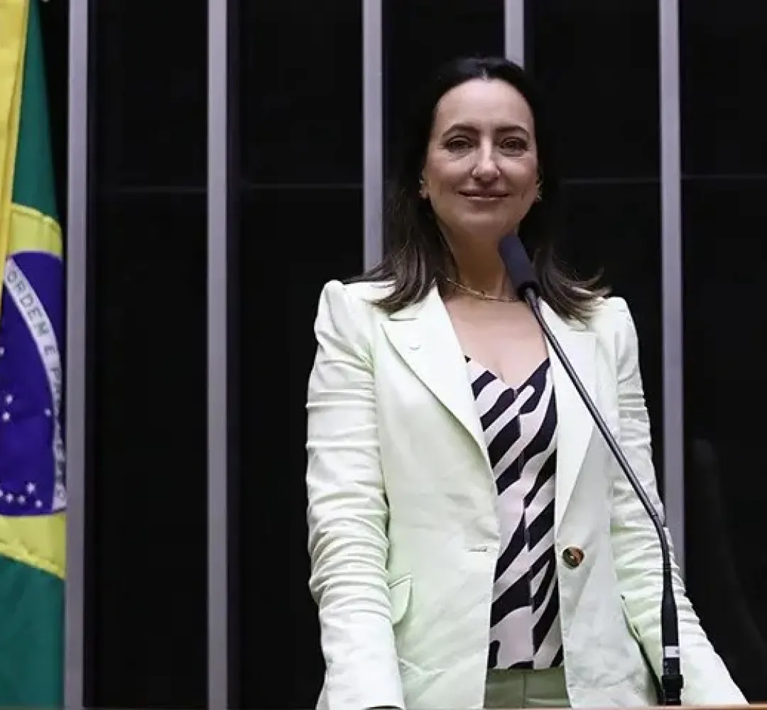 Eleita por São Paulo, Rosângela Moro gasta cota parlamentar em viagens ao Paraná