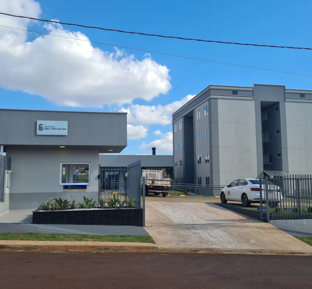 Famílias cascavelenses buscam casa própria em cadastro com a Cohavel
