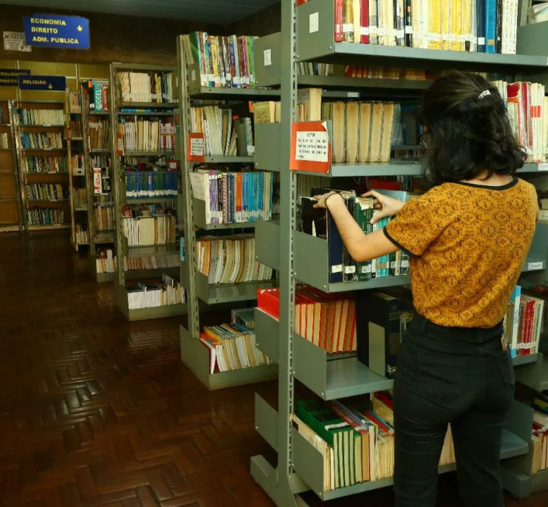 Biblioteca Pública de Cascavel teve cerca de 14 mil leitores em 2024