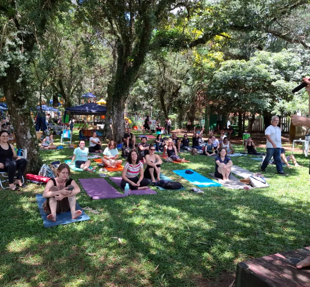 1º Festival de Yoga no Parque Tarquínio atraiu diversos públicos com programação especial