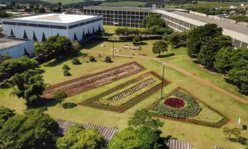 Unioeste divulga lista dos aprovados no Vestibular e Enem