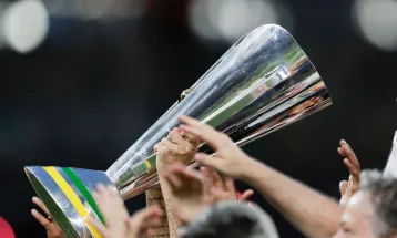 A primeira grande taça do futebol brasileiro
